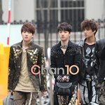 [EXO] 준면이 <b>회색</b>가방 진짜 낡았다‥