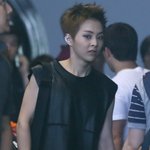 [시우민] <b>민석</b>이 귀에 저건 뭐지...?