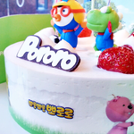 제 생일엔 파리바게뜨 뽀로로 케이크와 with