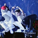 [시우민] (다시 올림ㅜ)콘서트에서의 민석이의 <b>팬사랑</b>ㅠㅠ