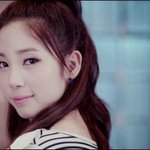 베이비 카라에 개그<b>우먼</b> 정경미 닮은애 있음ㅋㅋㅋ