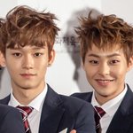 [EXO] 하도 애들 머리를 밀어대니