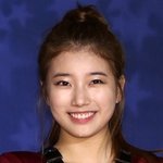 올백으로 <b>이마</b>까도 이쁜 여자 아이돌