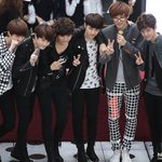 [EXO] <b>저상황</b>에서 혼자뭔 브이냐고???그럼 이건???ㅋㅋㅋㅋ