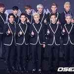 [EXO] @ 엑소 비주얼 <b>탑</b><b>투</b> 투표