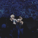 [EXO] 우리는 일반인들한테 숨만 쉬어도 까이는 <b>존재</b>인데