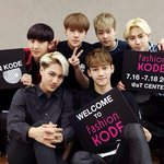 [시우민] 패션코드 사진에서 민석이 <b>쌍</b>컾ㅠㅠ