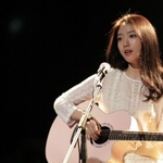 박신혜 꽃피부 <b>비결</b>은 금은화로 만든 마몽드 꽃초세럼~