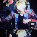 [EXO] 팬이앉을의자자기<b>소매</b>로닦는