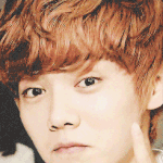 [EXO] 루한이 딸이 <b>재롱</b>부리고 있으면