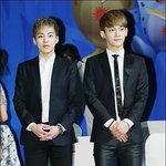 [EXO] 기사사진맞냐 김<b>형제</b> 오늘 쩌러ㅜㅜㅜㅜ