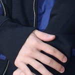 [EXO] <b>손톱</b> 바짝 깎는것도 뭔가 경수스럽지않음?