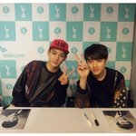 [EXO] <b>경수</b> 손크기 소름;;ㅋㅋㅋㅋ