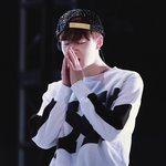 [EXO] 오늘도 부디 <b>아무일</b> 없기를