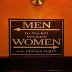 [틴펫스토리] 남자 화장실이 왼쪽인 이유.jpg