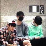 [EXO] 백현 얘는 왜 계속 이 표정만 찍히냐 ㅋㅋㅋㅋ