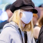 [에프엑스]   <b>입국</b> 크리스탈 자꾸 얼굴은 왜 가려???