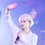 [카이] 핑크빛 <b>조명</b>받은 카이(예쁨주의)