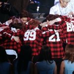 [EXO] 팬톡인데 엑소좋은얘기만하면안되?