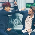 [EXO] 니네<b>왜</b>이렇게 다<b>들</b>