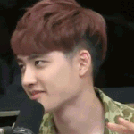 [EXO] 애드라 오랜만이지 나옴 운동하다씻고 지금은