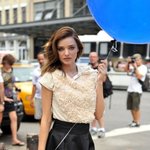 촬영중인 미란다커