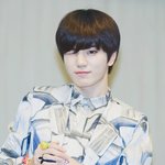 카메라만 보면 <b>자동</b>윙크 이성종