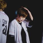 [시우민] '시우민'으로 살아가는 '김민석'<b>에게</b>.