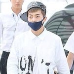 [EXO] 피치블랙 알려줘서 고마워. <b>가격</b>도 싸고 예쁘당