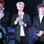 [EXO] 디오가 얼굴이 <b>작</b>댄닼ㅋㅋㅋㅋㅋㅋ