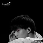 [카이] 카이 빨간<b>렌즈</b>하면 신기한게