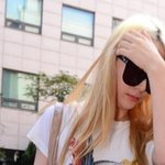 [에프엑스]   출퇴근길 <b>헤어</b>스타일 바뀐 크리스탈