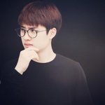 [EXO] 도경수 해리<b>포터</b> 안경 괘귀여워