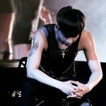 [EXO] 아까 새벽짤 많다는애 <b>자니</b>?