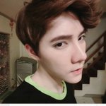 [EXO] 애들아 얘 <b>성형</b>한거같애?