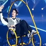 [EXO] ㅋㅋ무슨 <b>왕자</b>님행차 하는줄ㅋㅋㅋ