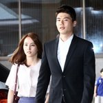 손꼭잡은 기성용-한혜진 부부