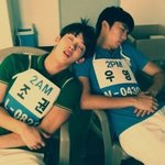 입벌리고 <b>폭풍</b> 수면중인 스타들