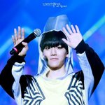 [백현] 이날 백현<b>미모</b>포텐 팡팡 터진듯 사랑스러워ㅜㅜ