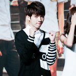 애교를 멈출줄 모르는 <b>우현</b>ㅋㅋ