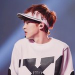 [시우민] 아니 어떻게 시우민 <b>옆선</b>은