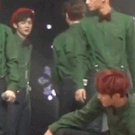 [EXO] 루한형 챙겨주는 레이<b>동생</b>