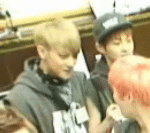 [EXO] <b>다래끼</b>째본애들들어와