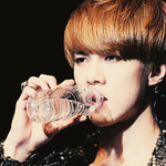 [EXO] 세훈아 물을 왜 그런 눈빛으로 <b>마시니</b>