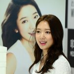 박신혜 <b>팔뚝</b> 두꺼운건가요? 사진유