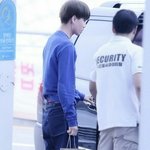 [카이] 한번 대참사가 나야 이걸 안들고 다닐 텐뎈ㅋㅋㅋ
