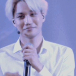 [EXO] 종인이는 <b>하트</b>를 왜저렇게 날림??