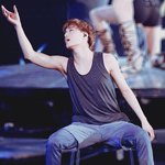 [EXO] 카이 무대에서 연기하는거봐
