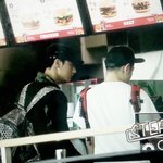 [EXO] 정글 떠나기전 햄버거먹는 ㅌr어..