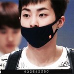 [시우민] 입국하는 <b>청초</b>한 시우민